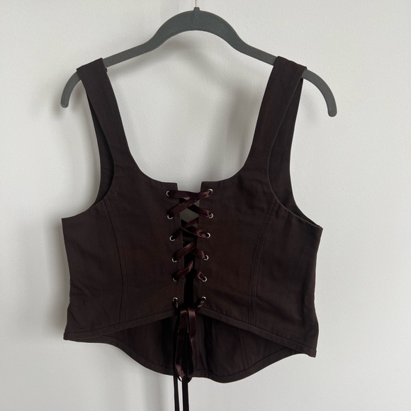 Raphaella Santana The Corset 2.0 - Picture 4 of 7